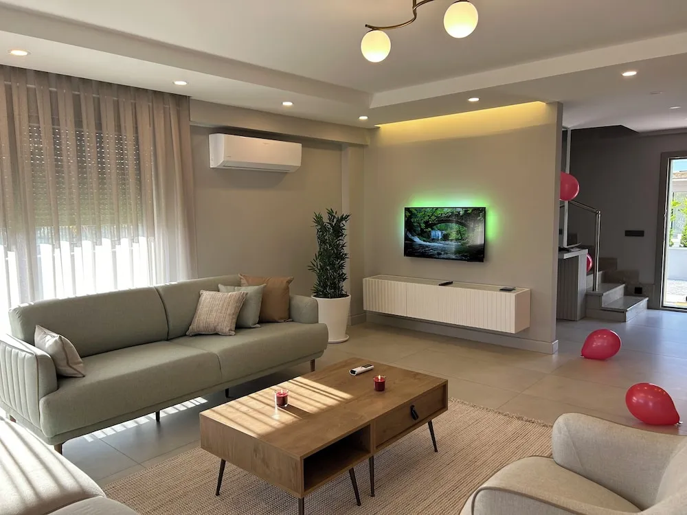 Family Villa, 3 Yatak Odası, Havuz Manzaralı