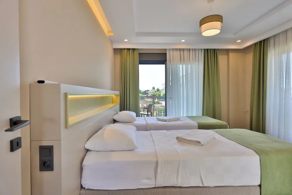 Family Villa, 3 Yatak Odası, Havuz Manzaralı