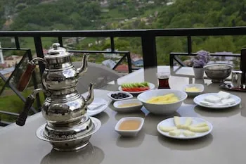 Alya Teras Otel