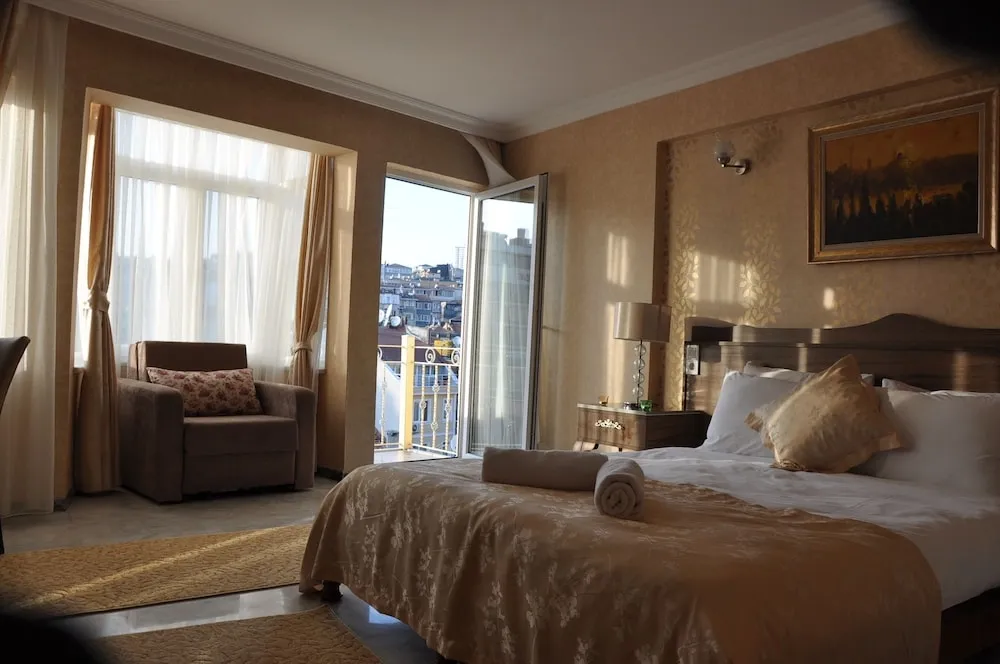 Economy Tek Büyük veya İki Ayrı Yataklı Oda