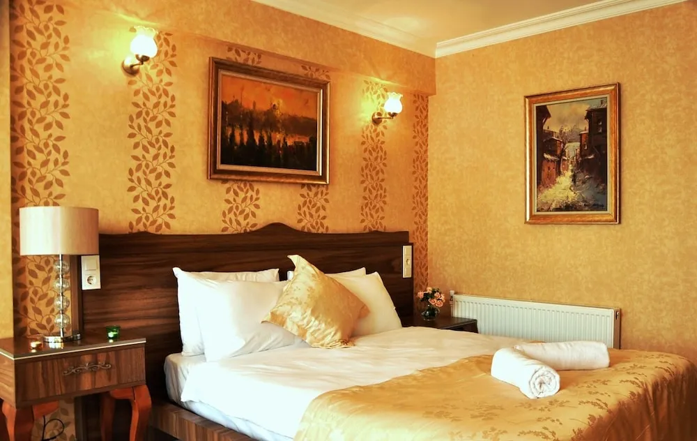 Economy Tek Büyük veya İki Ayrı Yataklı Oda