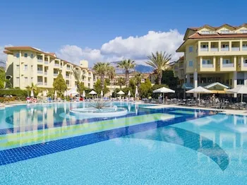Queen's Park Le Jardin - All Inclusive
