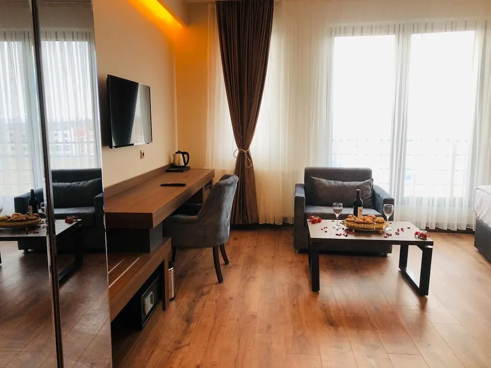 Standard Tek Büyük veya İki Ayrı Yataklı Oda