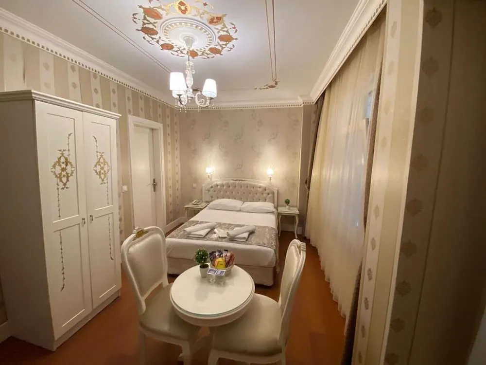 Deluxe Tek Büyük veya İki Ayrı Yataklı Oda