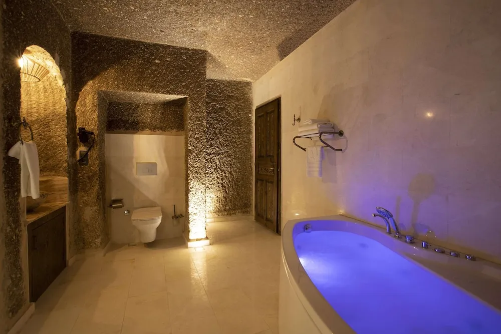 Honeymoon Üç Kişilik Oda