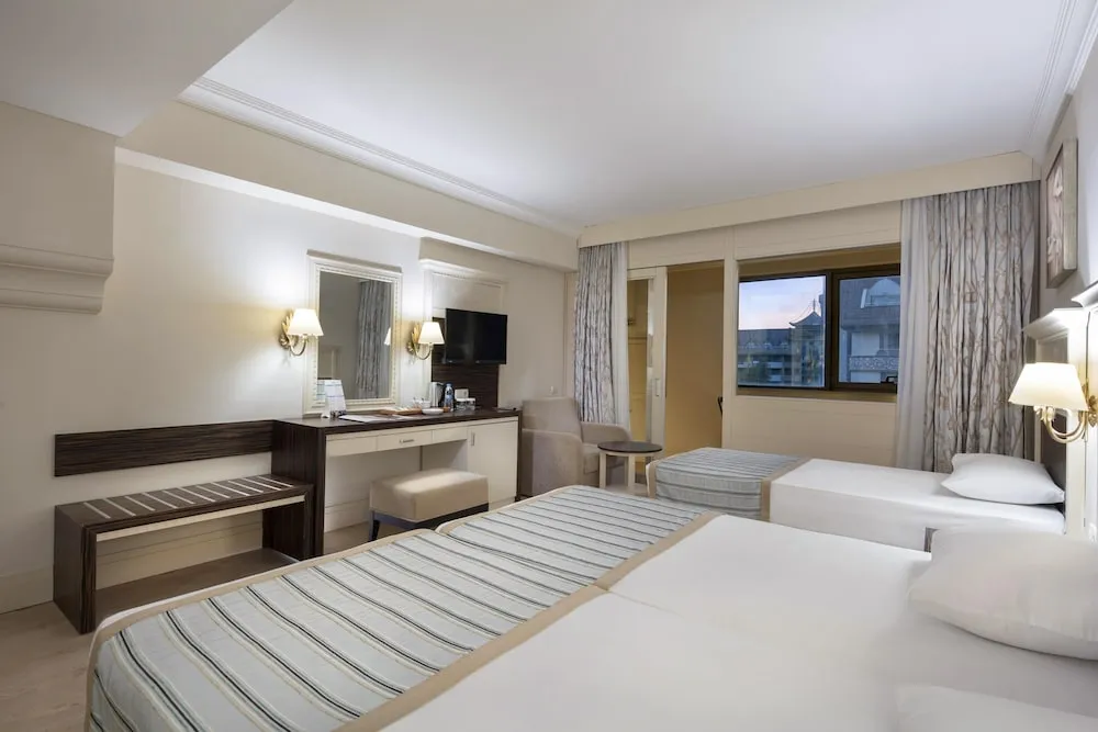 Standard Double Room 2 adults +2children