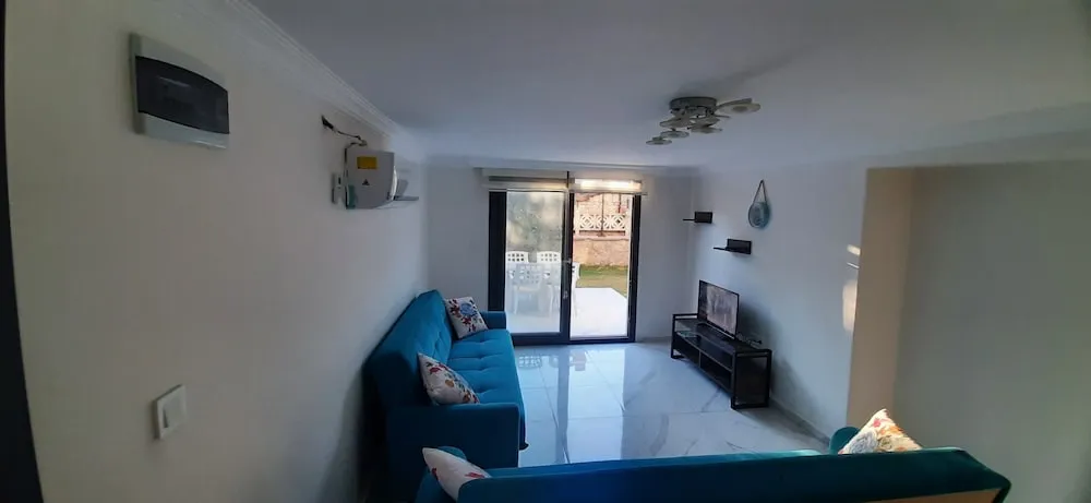 FAMILY GARDEN HOMES (2+1)