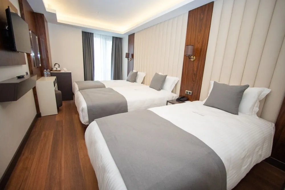 Üç Kişilik Oda, 3 Tek Kişilik Yatak