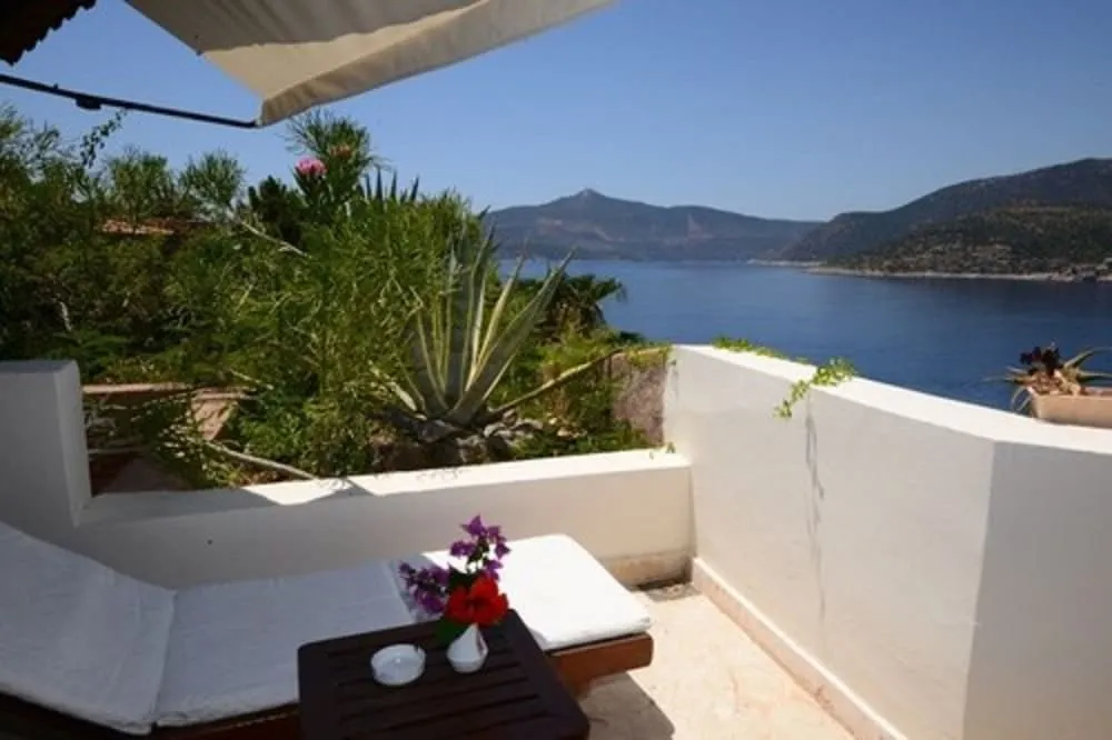Mediterranean Terrace