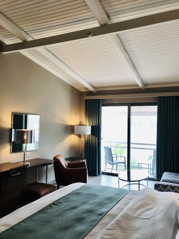 New VIP Room