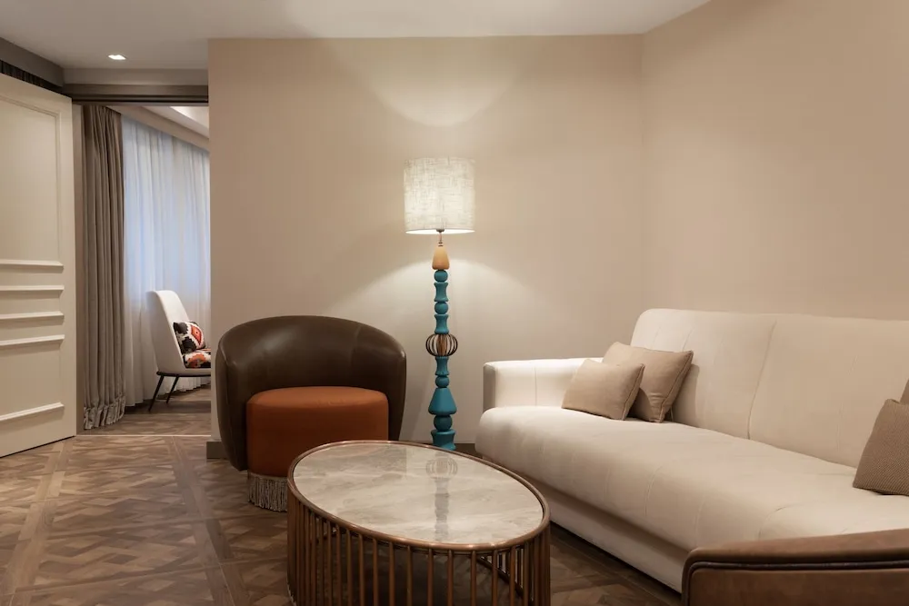 Burdock Galata Suite, Courtyard View