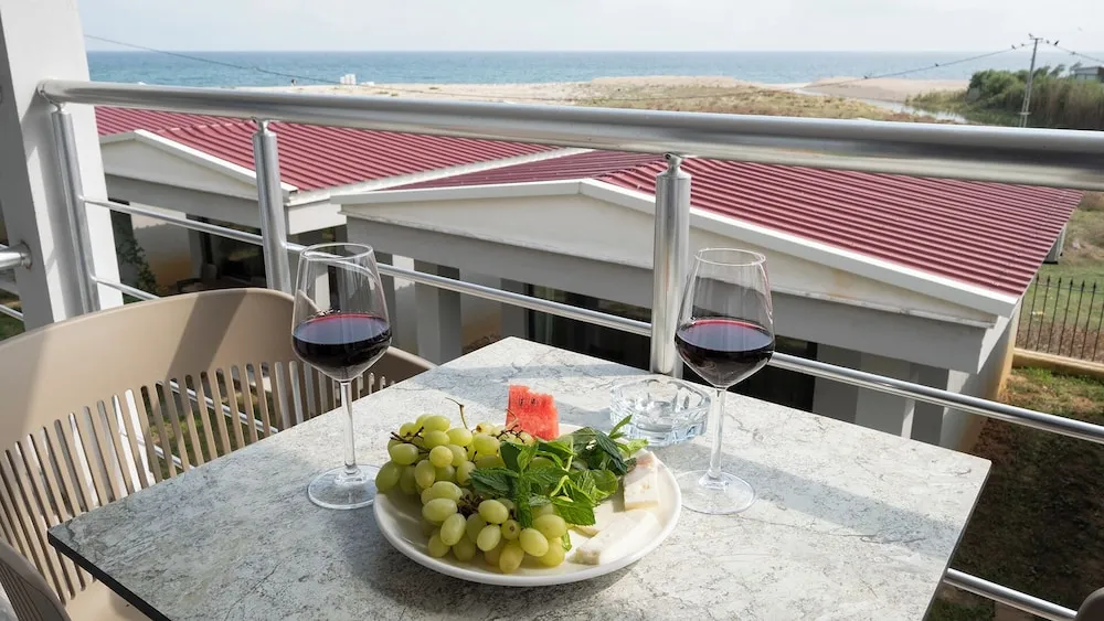 Superior Room with Balcony Sea View