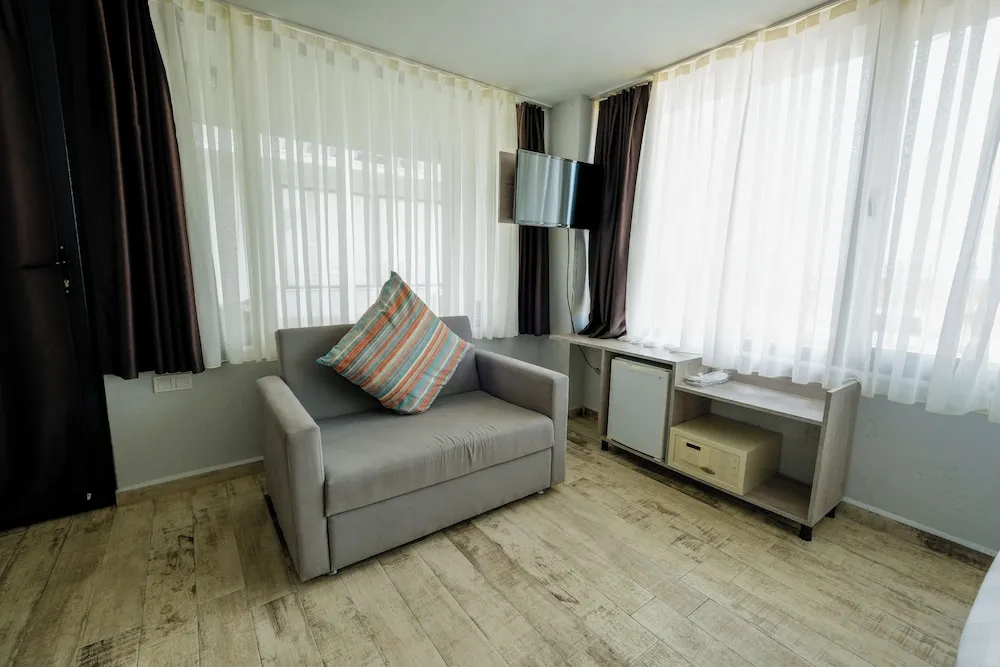 Private Room in the Garden