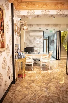 Miran Hotel