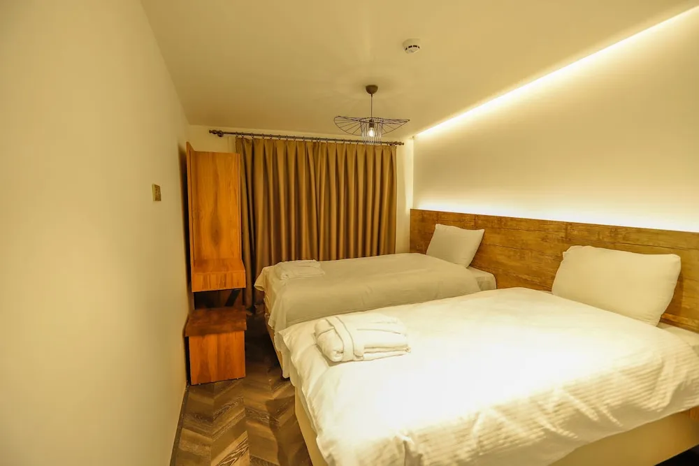 Deluxe Bungalov, 3 Yatak Odası, Sıcak Su Küveti, Göl Manzaralı