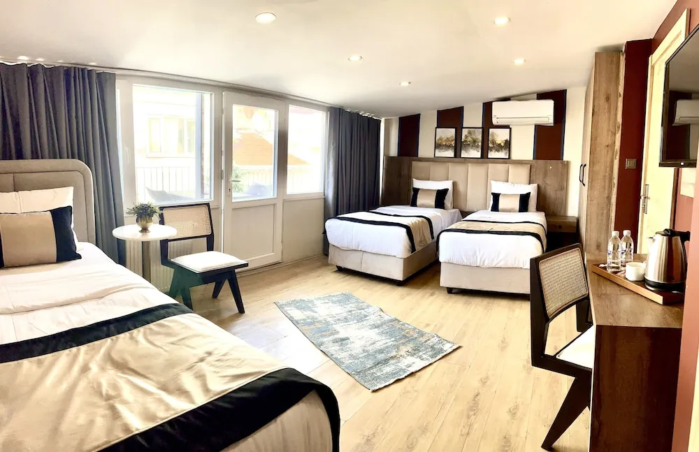 Family Üç Kişilik Oda