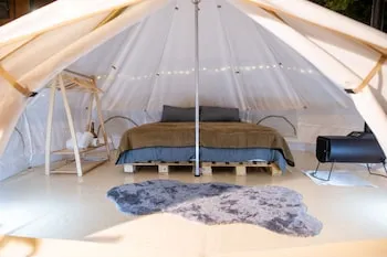Pallet Glamp NG & Butik Otel