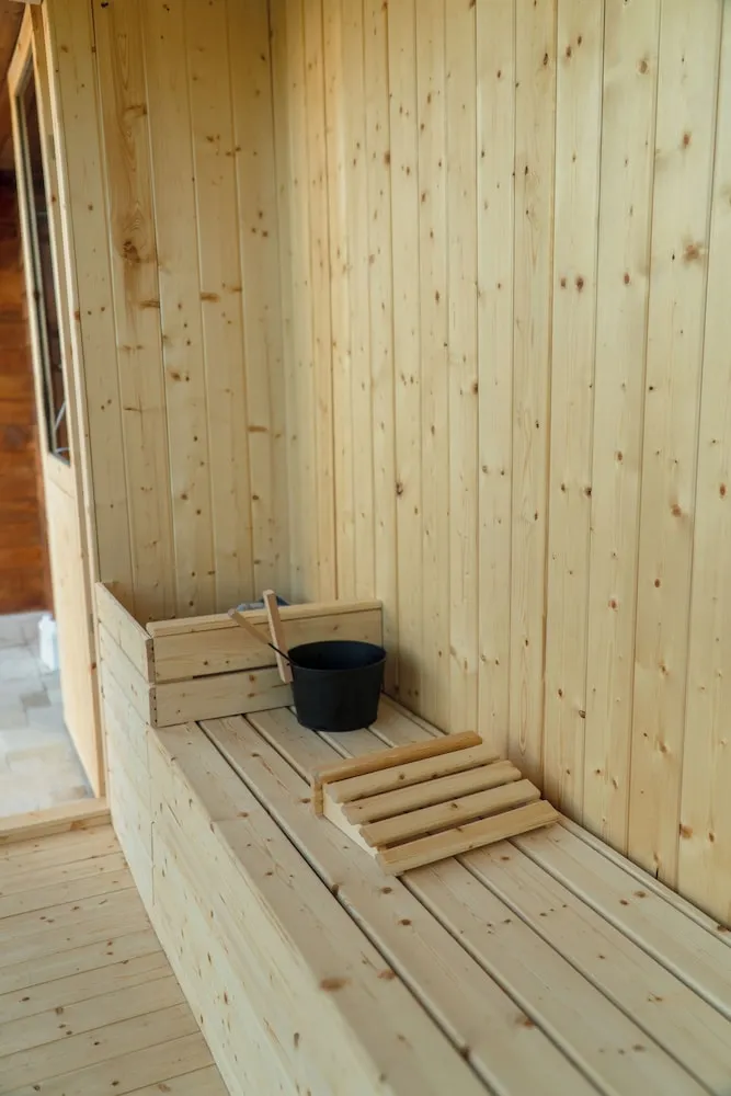 Superior Tent Private Sauna, Non-Heated Pool and Jacuzzi