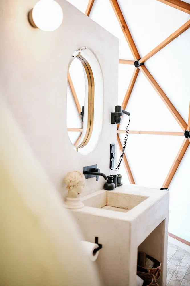 Honeymoon Tent Hydrotherapy Jacuzzi, Pool, Terrace Room