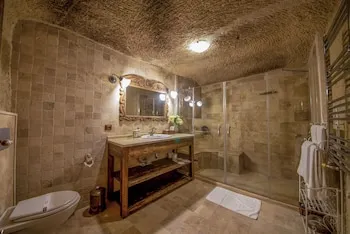 Shiraz Cave Cappadocia