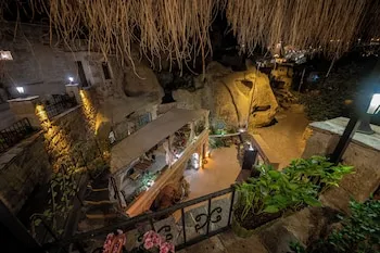Shiraz Cave Cappadocia