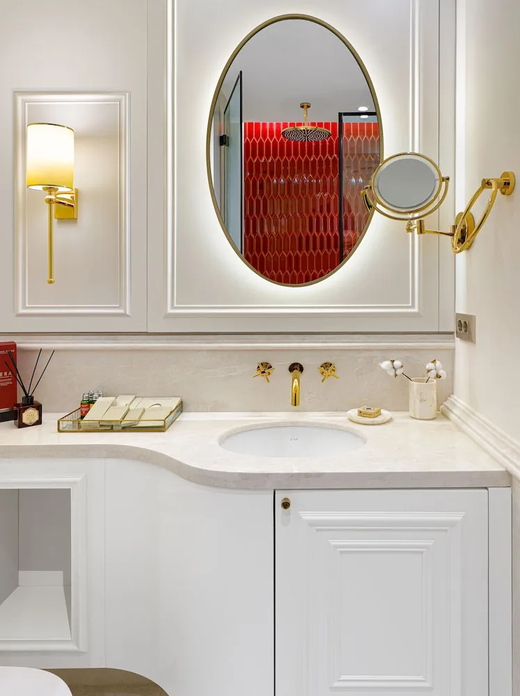 2+1 Bosphorus View Apartment With Balcony