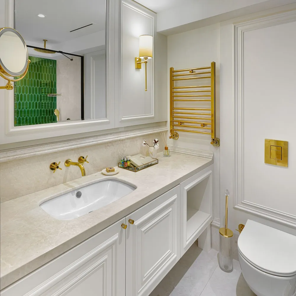 1+0 Bosphorus View Apartment