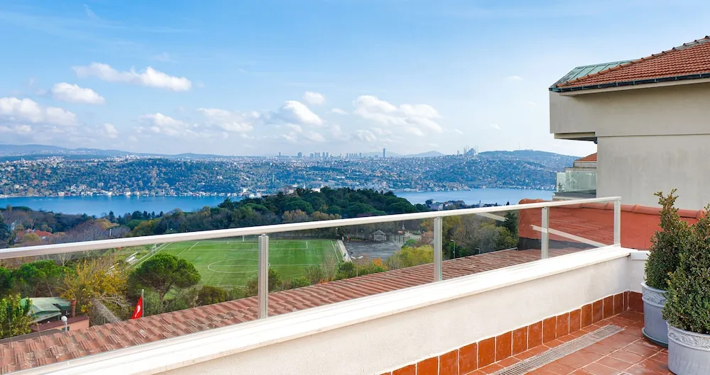 2+1 Bosphorus Apartment with Terrace