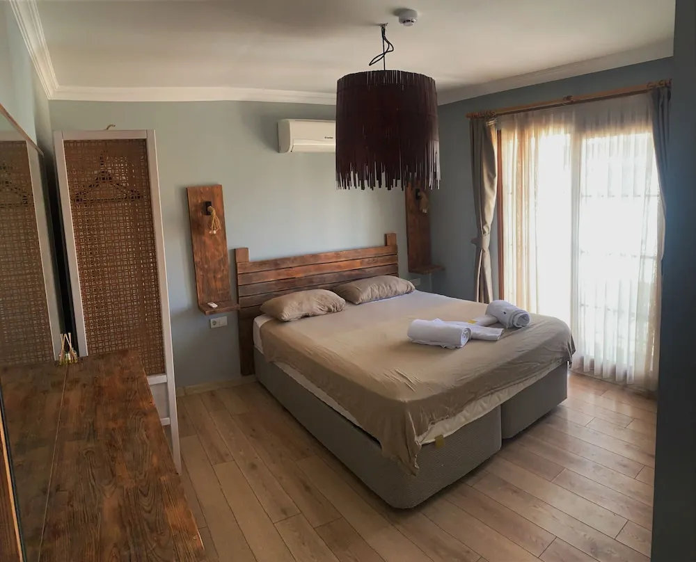 Standard Tek Büyük Yataklı Oda, 2 Çift Kişilik Yatak, Şehir Manzaralı