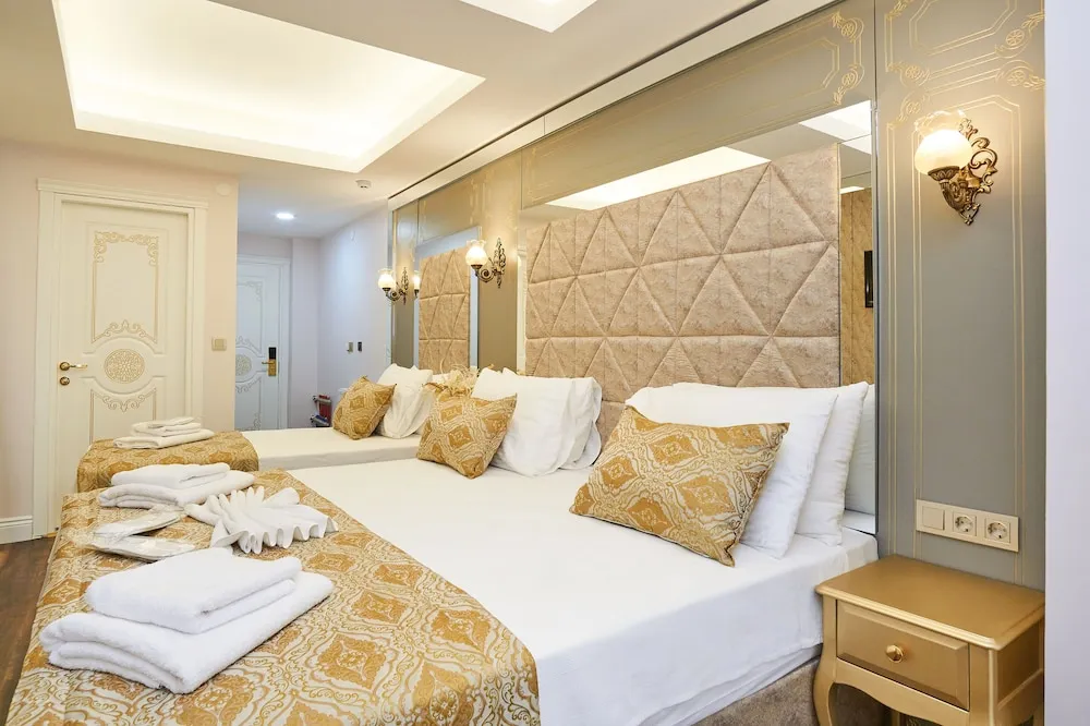 Standard Üç Kişilik Oda