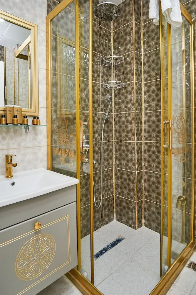 Standard Üç Kişilik Oda