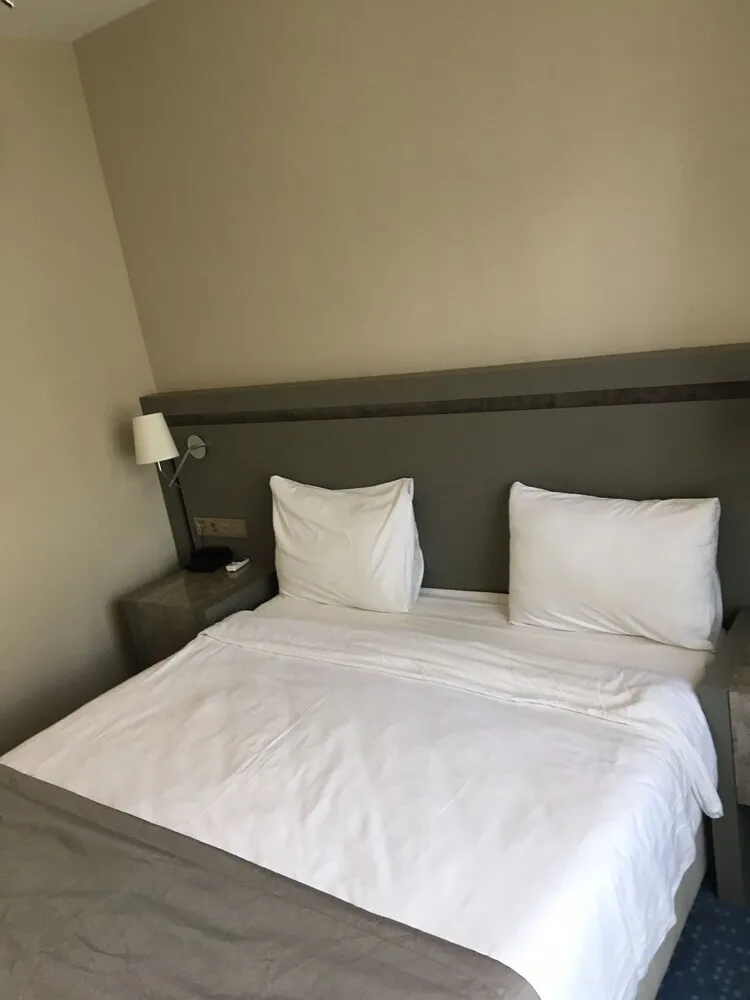 Standard Büyük Yataklı Tek Kişilik Oda