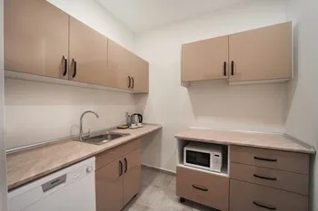 Gatto Suites & Residence