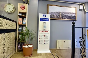 Sunlife Hotel Old City