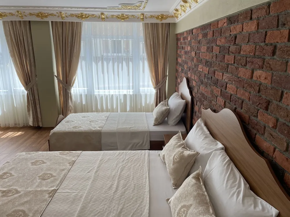 Deluxe Üç Kişilik Oda