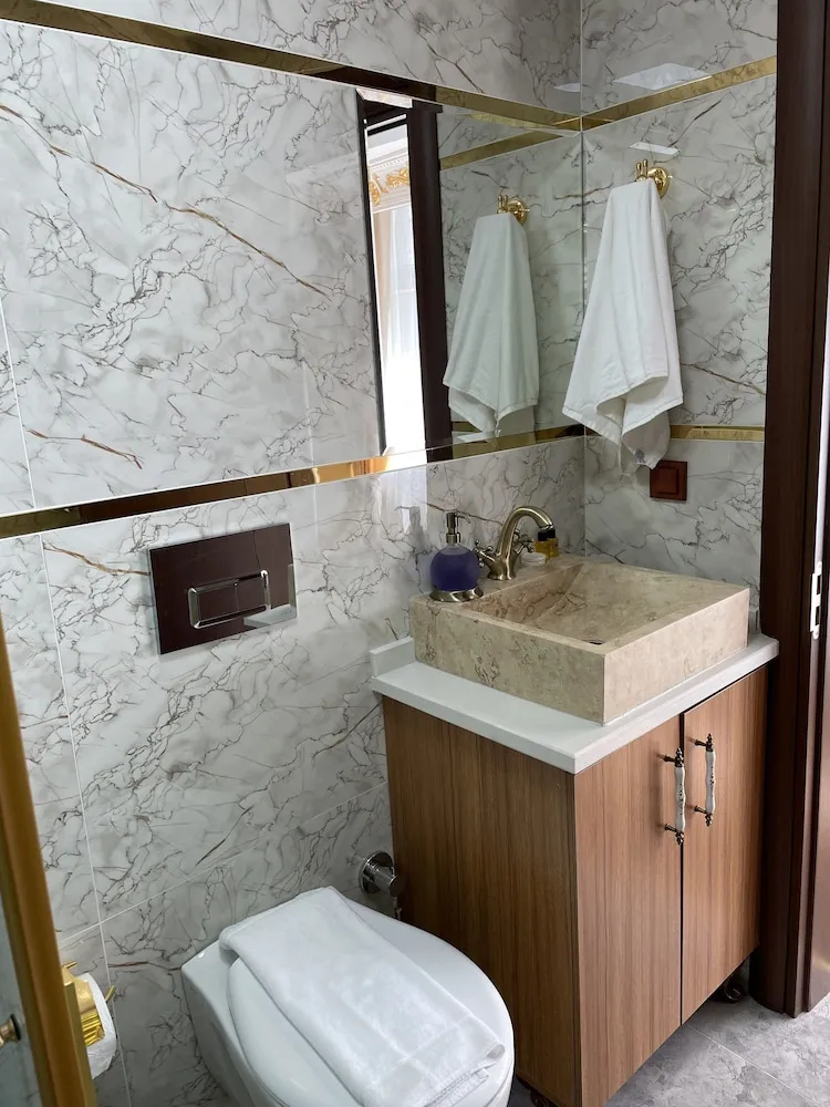 Deluxe Üç Kişilik Oda