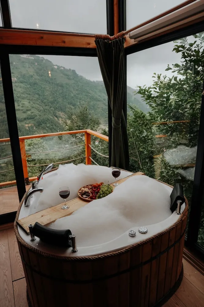 King Suite Room 2