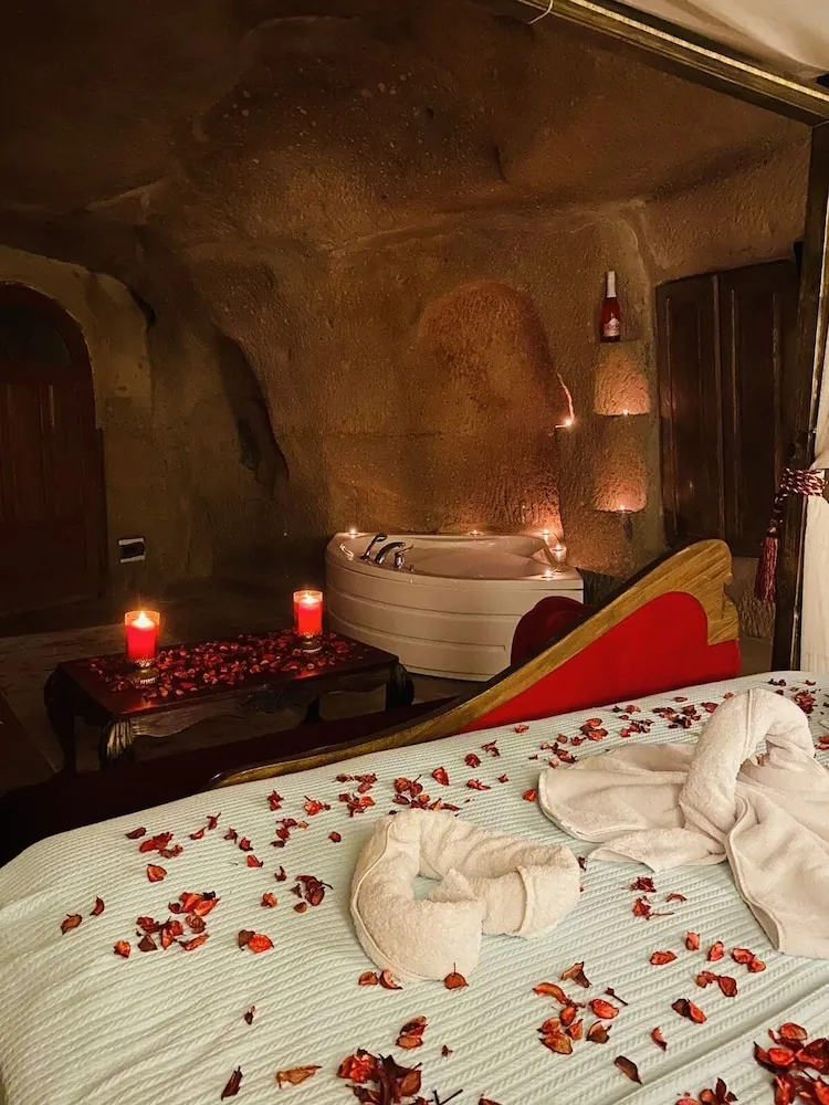 Grand Stüdyo Süit, 1 En Büyük (King) Boy Yatak, Sıcak Su Küveti