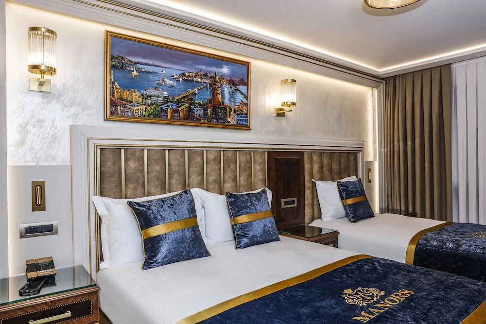 Deluxe Üç Kişilik Oda