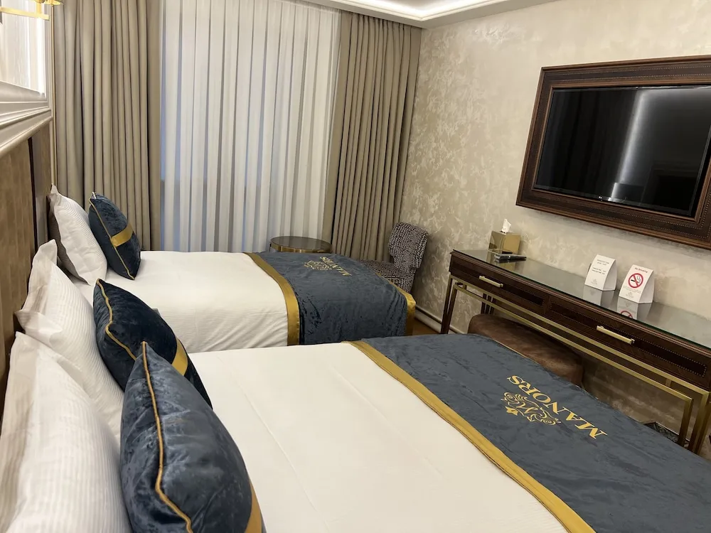 Deluxe Üç Kişilik Oda