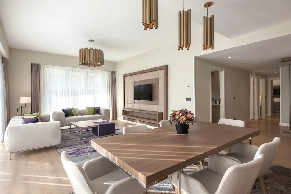 Three Bedroom Apartment with Balcony
