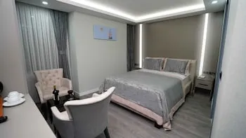 Aura Marina Hotel
