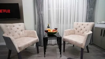 Aura Marina Hotel