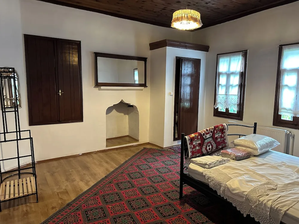 Classic Oda, Avlu Manzaralı
