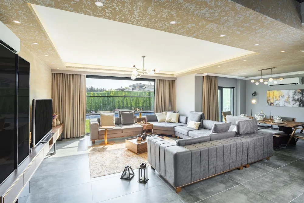 Family Villa, 5 Yatak Odası, Kişiye Özel Havuzlu, Dağ Manzaralı