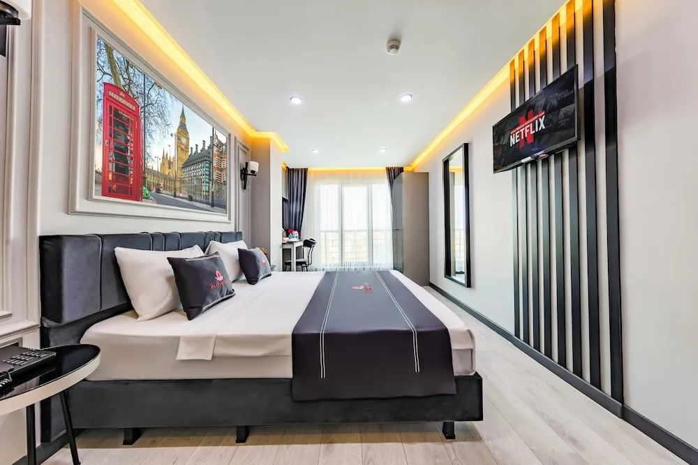 Deluxe Tek Büyük veya İki Ayrı Yataklı Oda