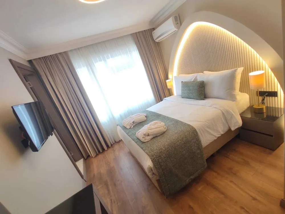 Connecting Room - 4 Person Room