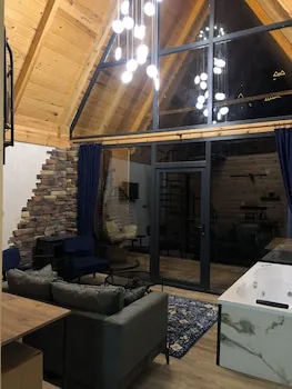 Walnut Bungalow