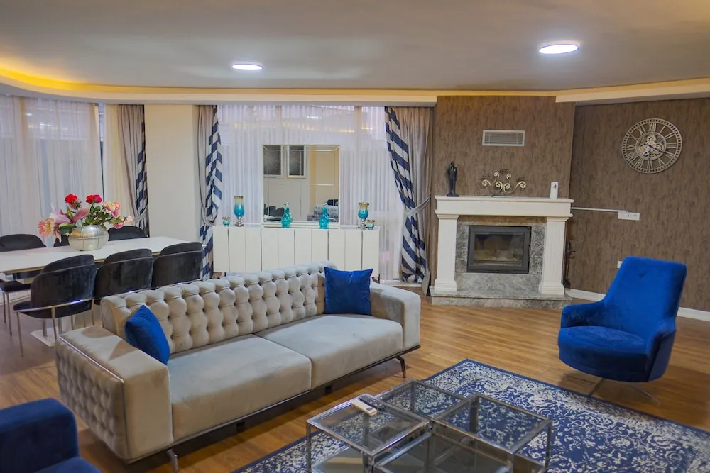 Deluxe Villa, 5 Yatak Odası, Havuz Kullanımı, Göl Manzaralı