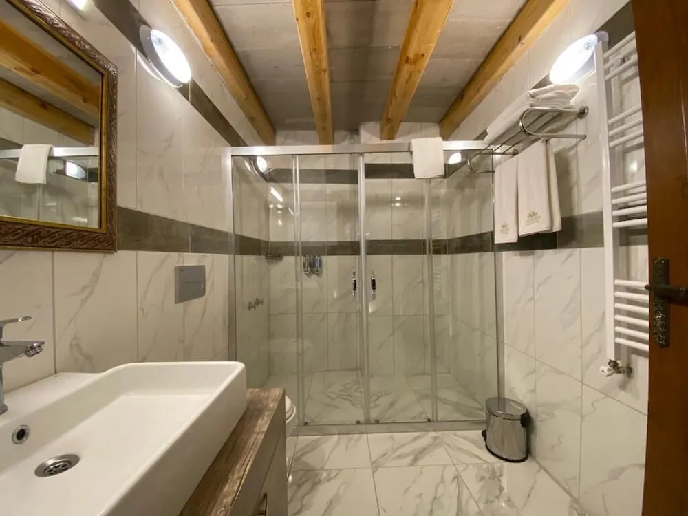 Comfort Tek Büyük veya İki Ayrı Yataklı Oda, Vadi Manzaralı